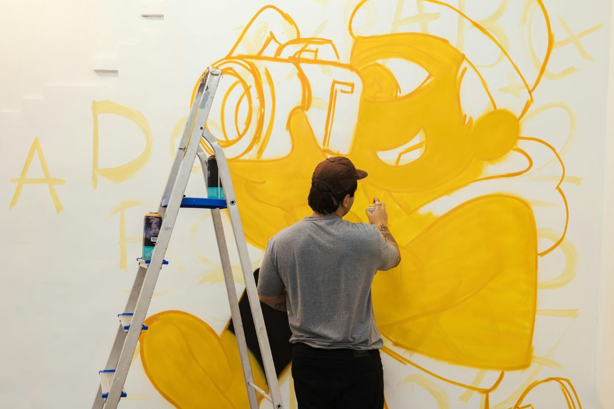 Abstract DIY Wall Art Techniques Anyone Can Try at Home